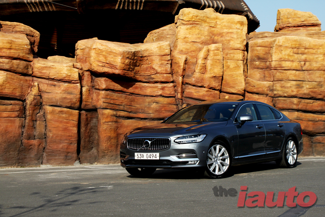 볼보 S90과 XC90, 그들의 숨은 병기