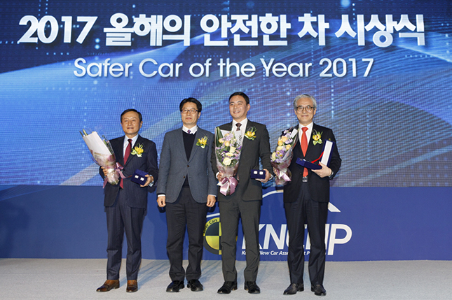 BMW 그룹 코리아, 뉴 520d 2017 올해의 안전한 차 최우수상 수상