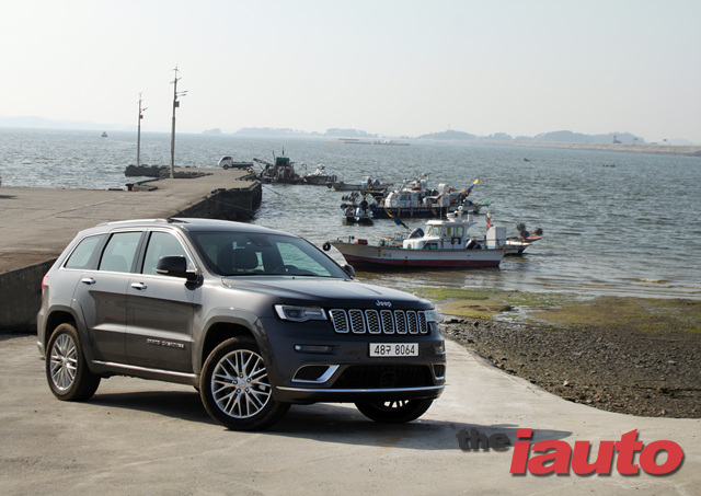 맛과 멋을 모두 갖춘 JEEP 그랜드 체로키 서밋