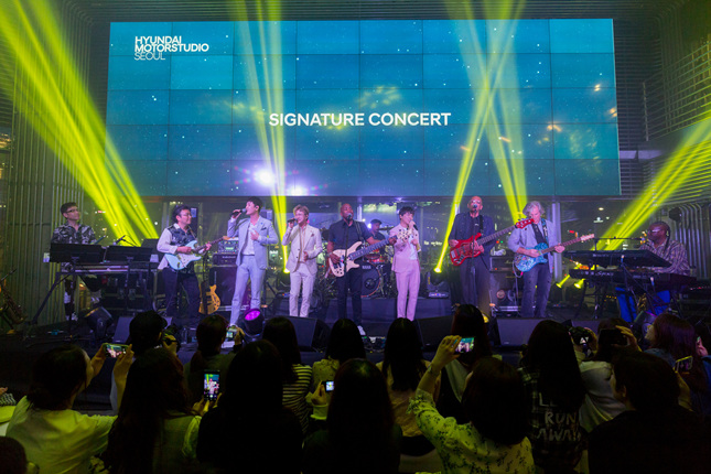 현대 모터스튜디오 서울, 시그니처 콘서트-나단 이스트 밴드 개최