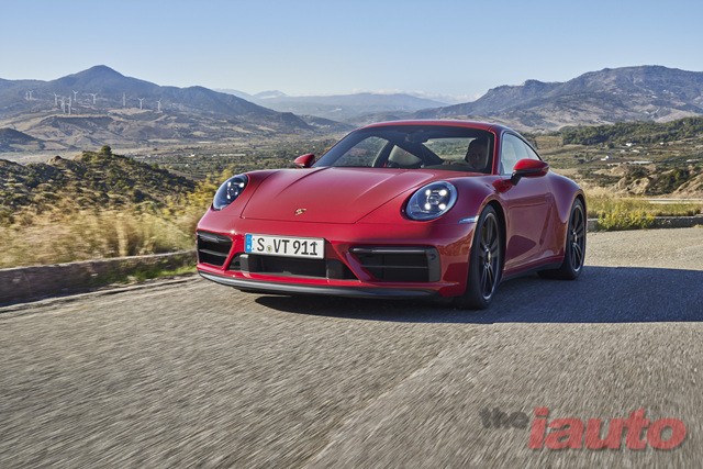 포르쉐 AG, 신형 포르쉐 911 GTS 모델 공개