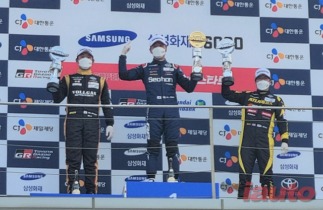 한국타이어 장착 차량, 슈퍼레이스 4라운드 포디움 싹쓸이