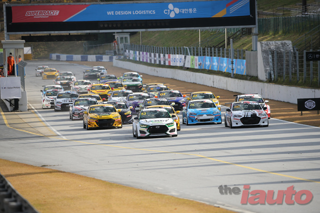 슈퍼레이스 GT 6R 결승서 정원형이 짜릿한 역전승