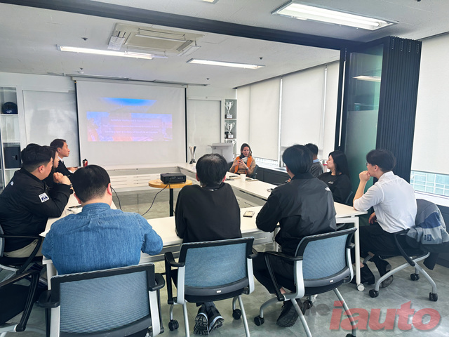 KARA, 국제자동차연맹(FIA) 나탈리 로빈 CEO 방한