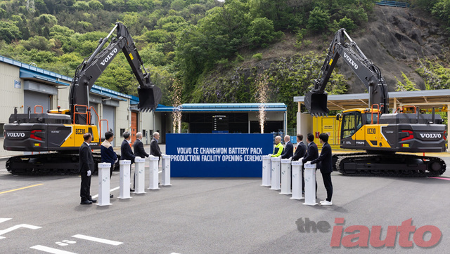 볼보그룹코리아, 창원공장에 볼보그룹 배터리팩 생산 시설 완공 오픈식을 진행