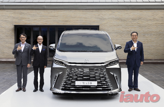 렉서스코리아, 디 올 뉴 LM 500h가 궁금해?