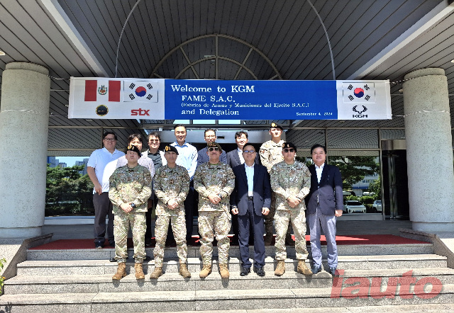 KGM, 페루 육군에 렉스턴 스포츠 공급