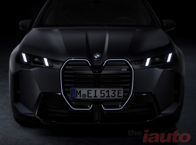 BMW, 성능과 효율이 모두 향상된 순수전기 SAV ‘뉴 iX’ 최초 공개
