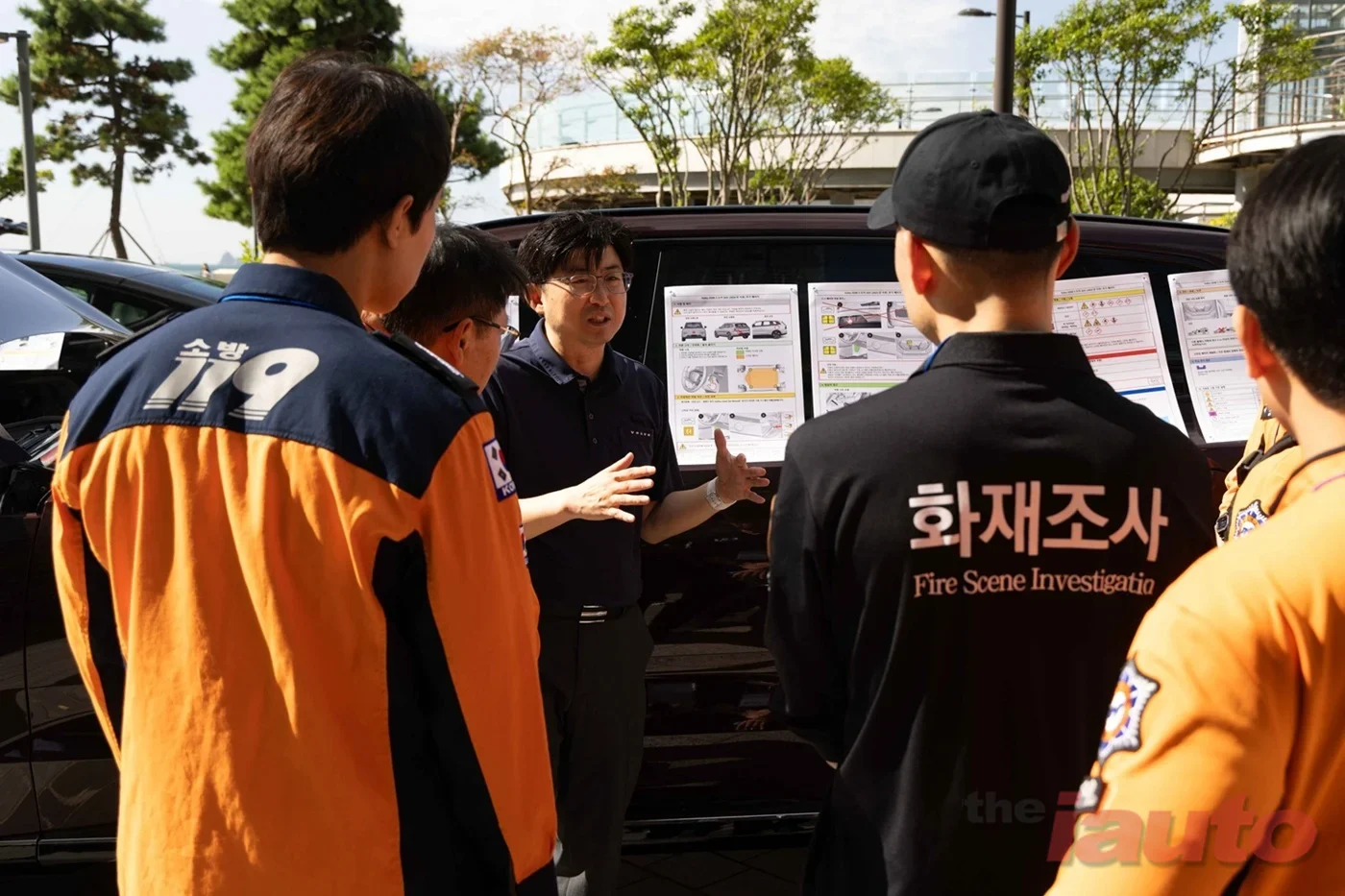 볼보차코리아, 소방 구조대원 대상 전기차 안전 교육 진행