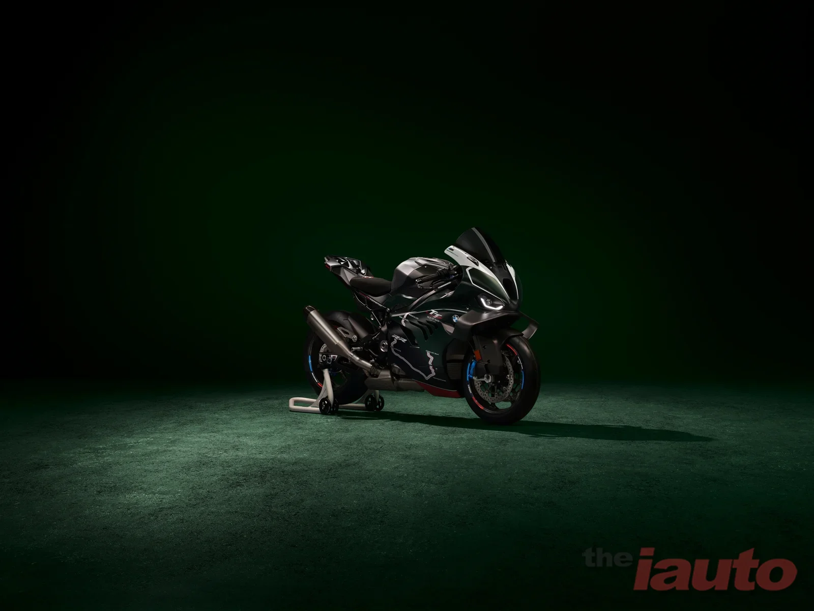 BMW 모토라드, 218마력 M 1000 RR 맨섬 TT 에디션 국내 최초 공개